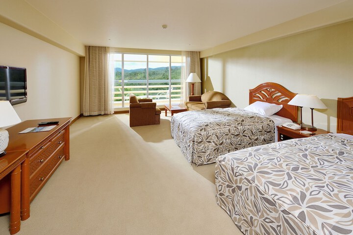 Room 8 of 89