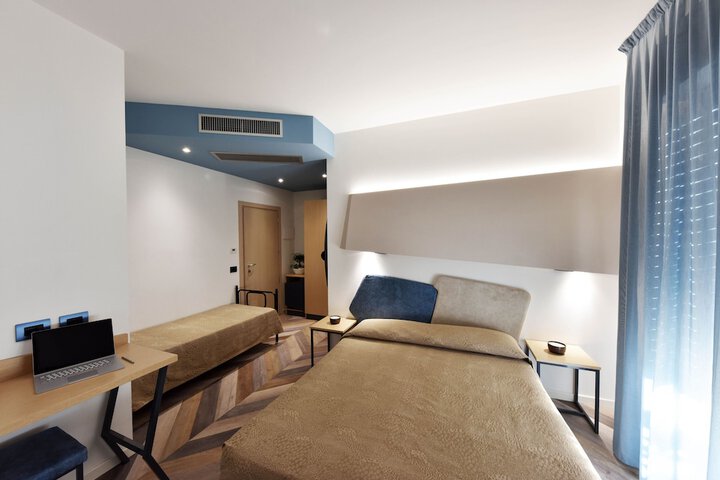 Room 29 of 70