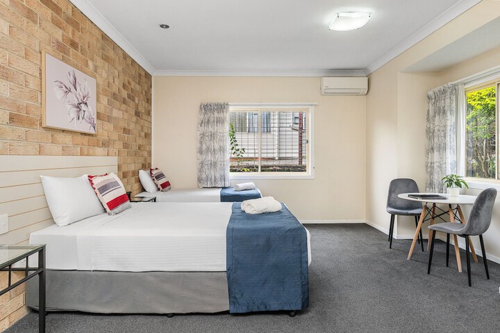 Room 46 of 71