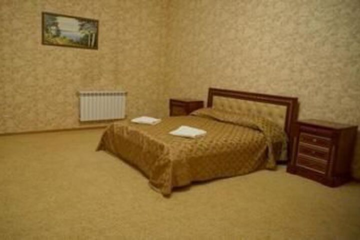 Room 21 of 33