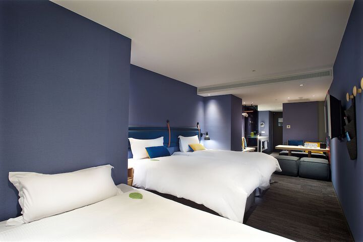 Room 16 of 55