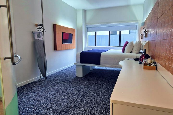 Room 14 of 92