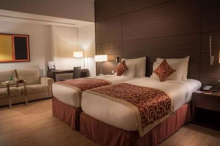 Room 20 of 48