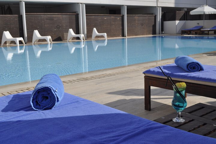 Pools & Facilities