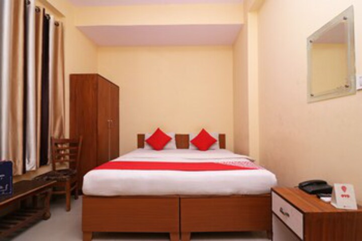 Room 42 of 48