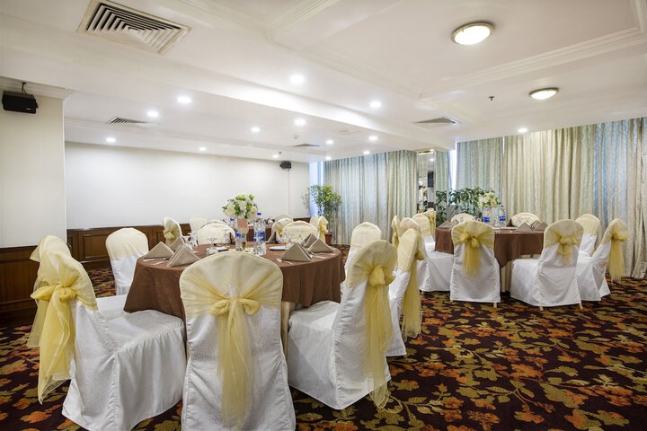 Ballroom/Hall 223 of 258