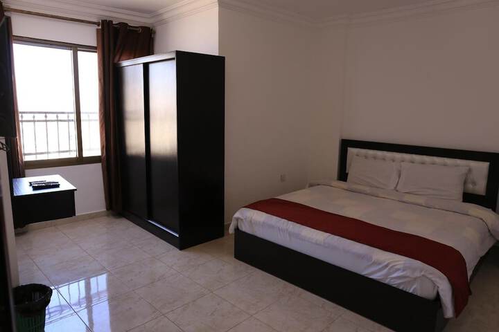 Room 15 of 44