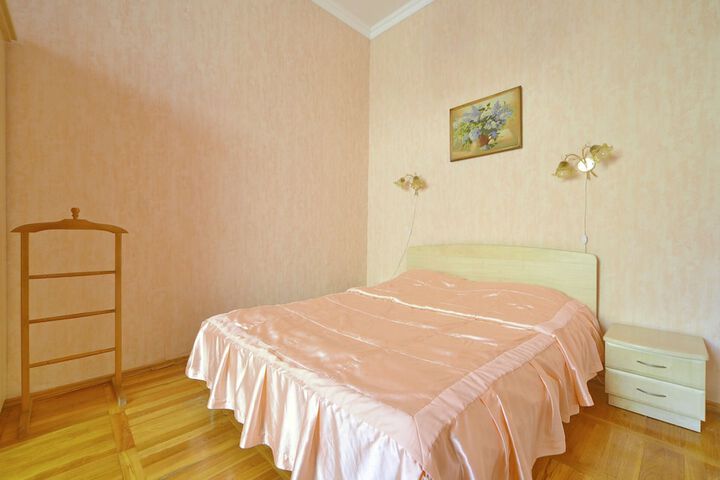 Room 26 of 40