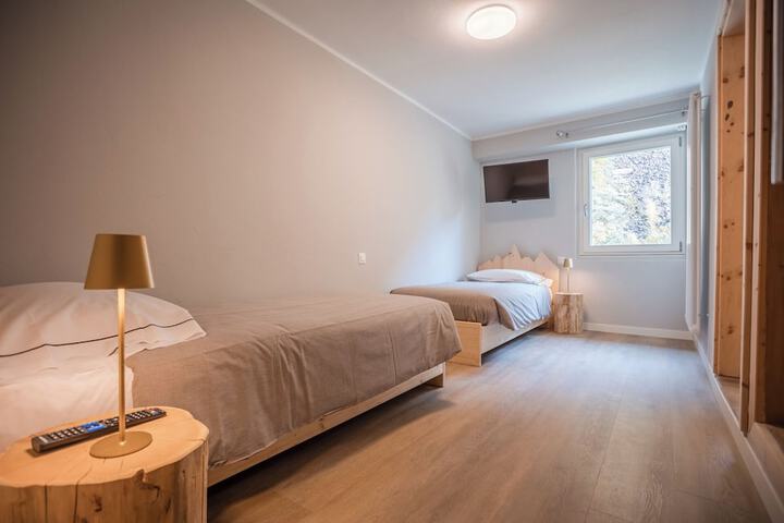 Room 26 of 42