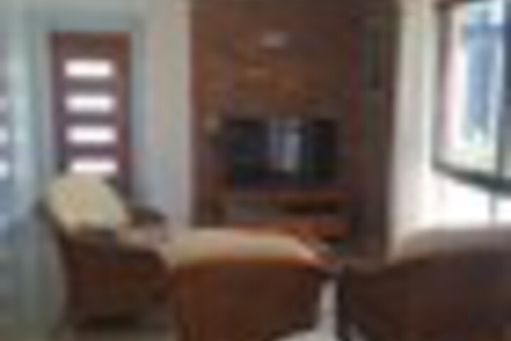 Room 32 of 78
