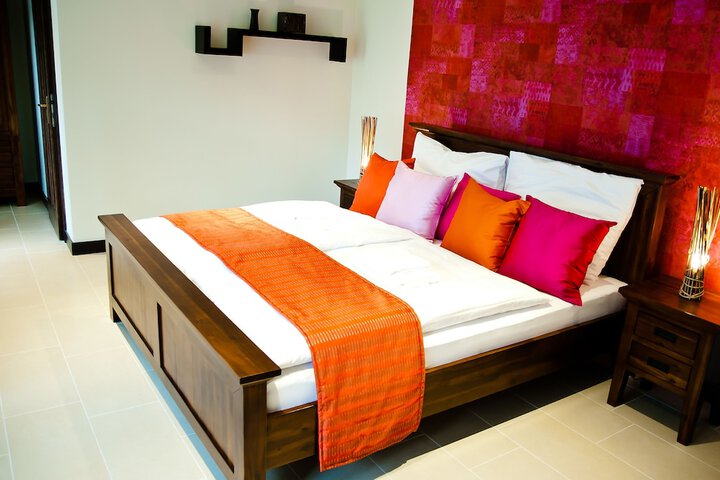 Room 6 of 21