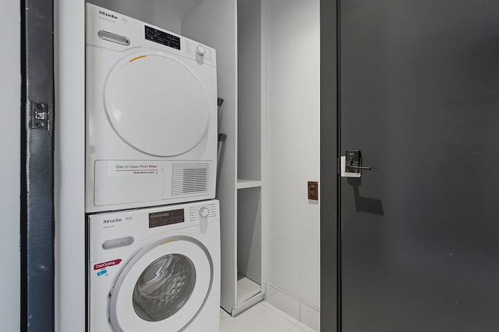 Laundry 147 of 218