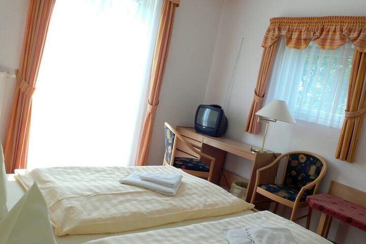 Room 4 of 45