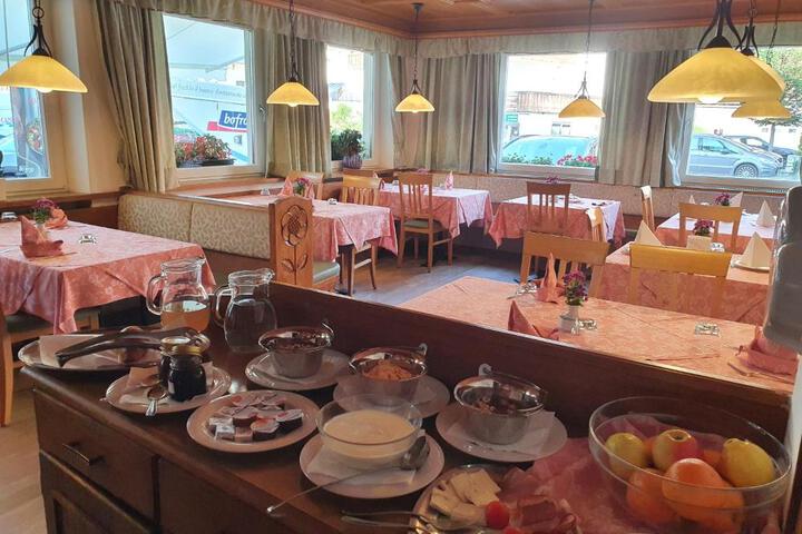 ALBERGO BAR RISTORANTE DOLOMIA