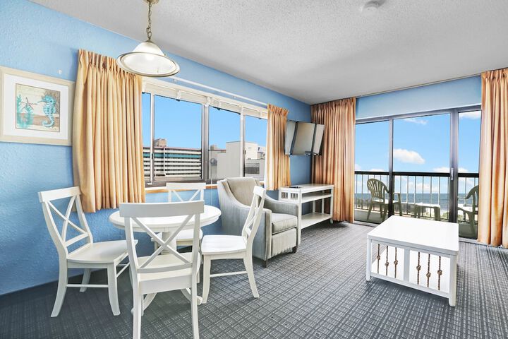 Room 9 of 30