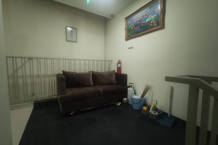 Room 20 of 44