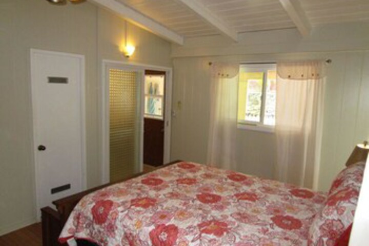 Room 18 of 24