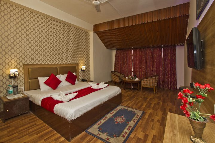 Room 8 of 44