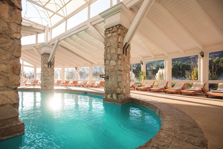 Pool Hotel