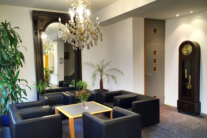 Hotel Interior 4 of 29
