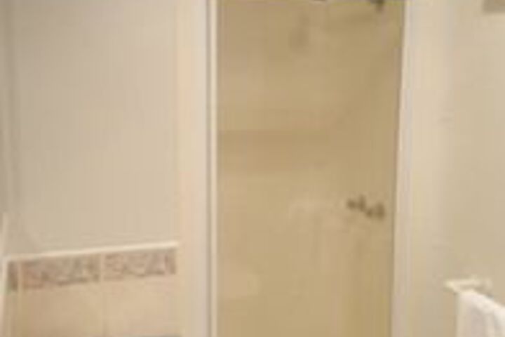 Room 2 of 19