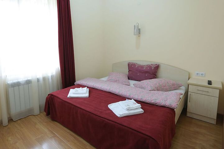 Room 6 of 40