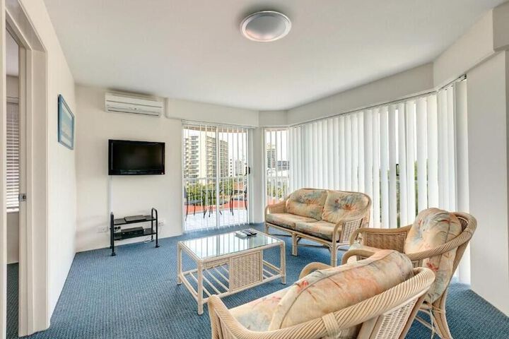 Room 16 of 20