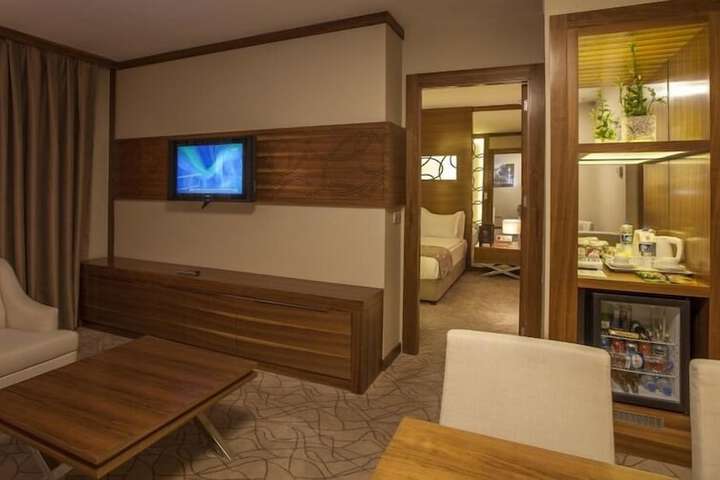 Room 20 of 66
