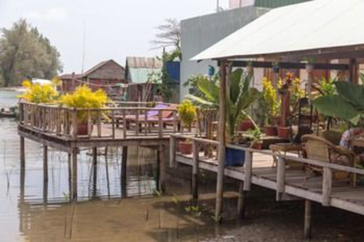 Sundeck 65 of 66