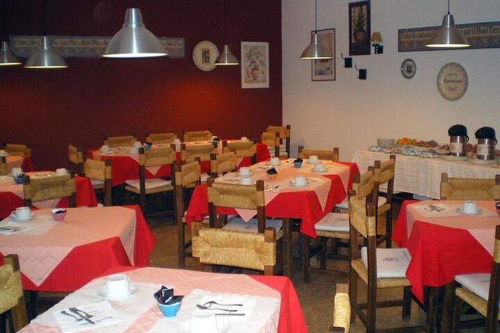 Dining Photos