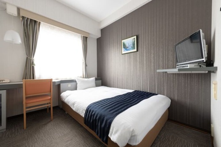Room 14 of 35