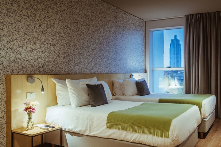 Room 25 of 57