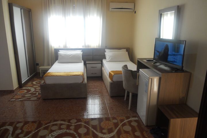 Room 14 of 41