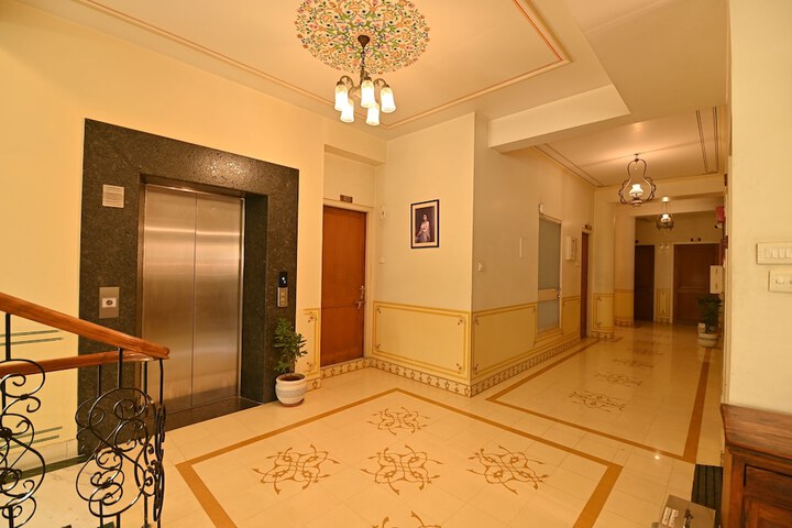 Hotel Interior 4 of 74