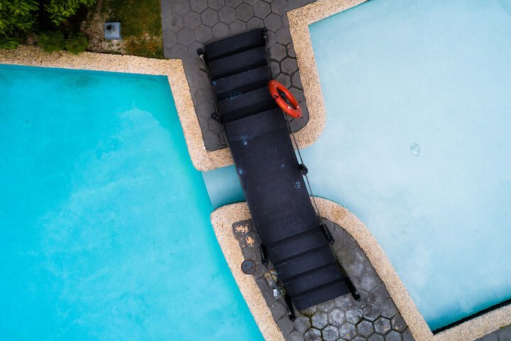 Pool Hotel