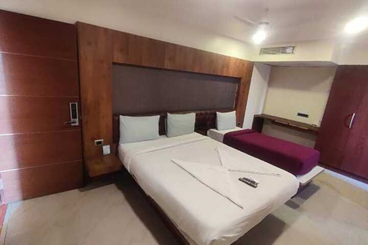 Fabhotel Adya Classic