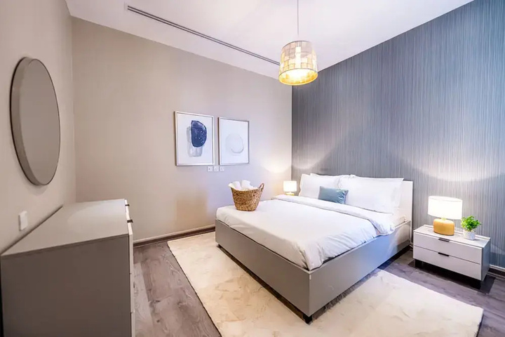 Room 6 of 22