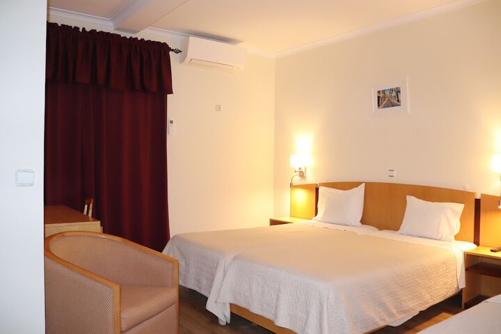 Room 25 of 113