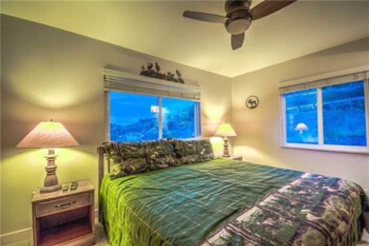 Room 18 of 24