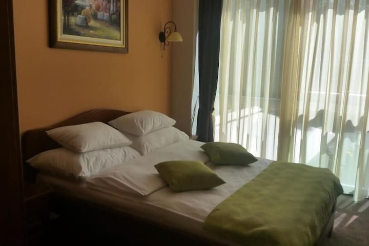 Room 37 of 109