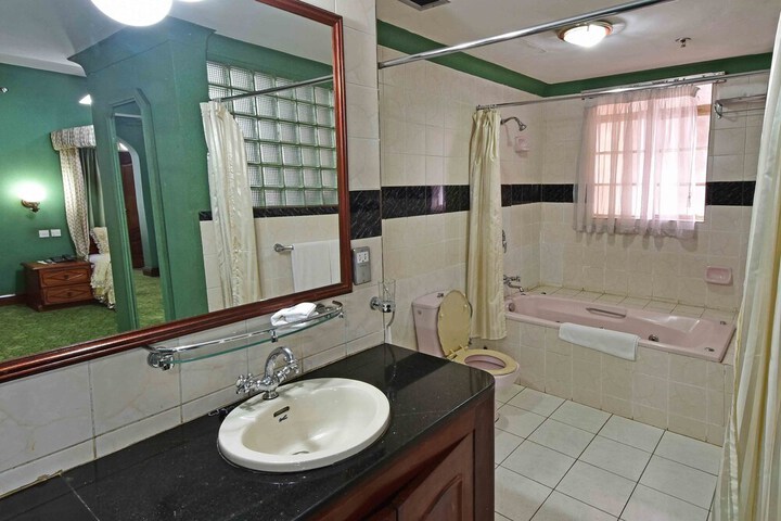 Clean Restrooms