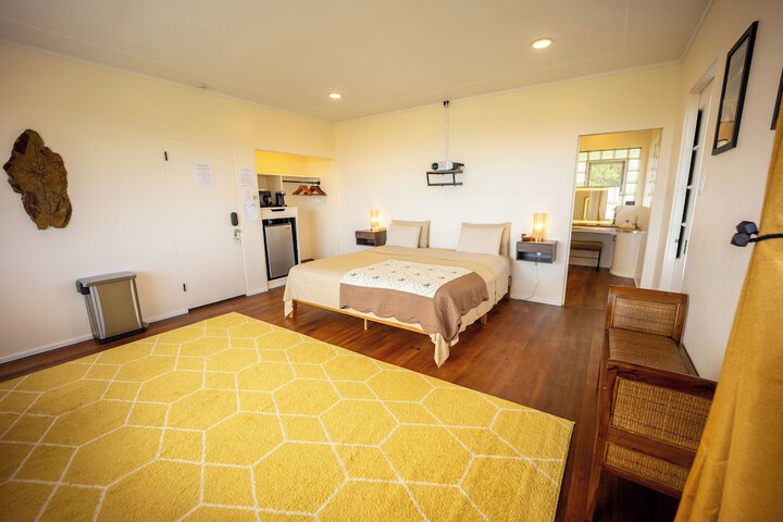 Room 13 of 50
