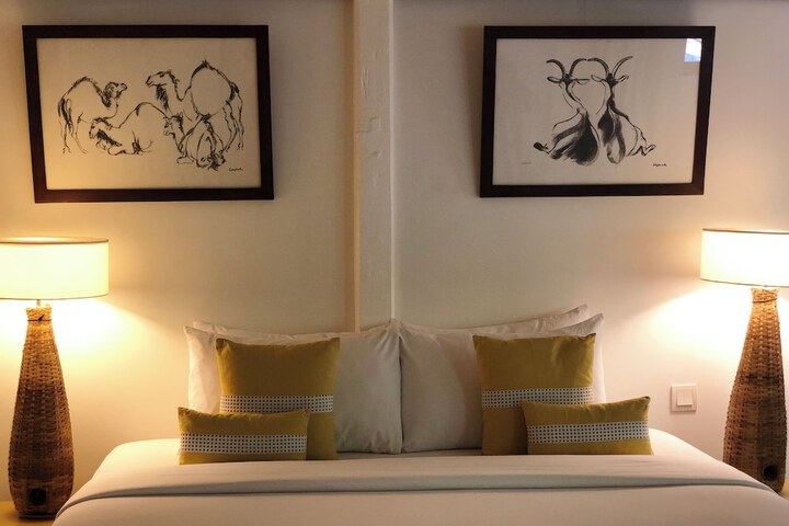 Room 16 of 140