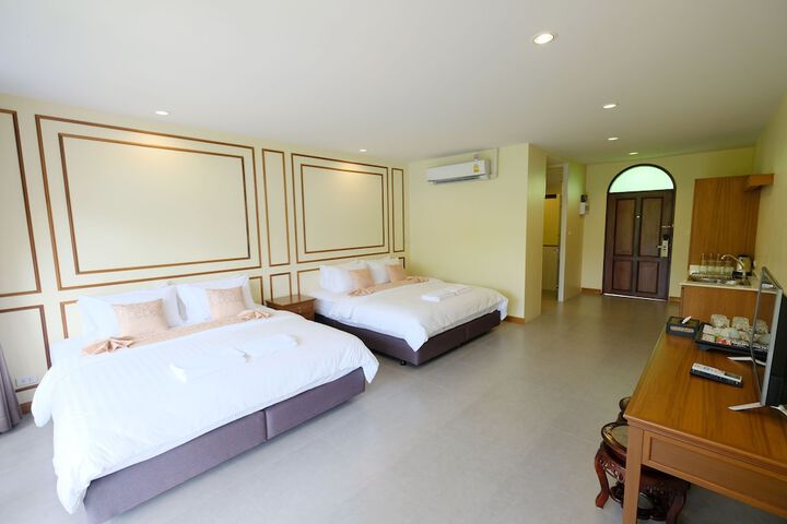 Room 25 of 260