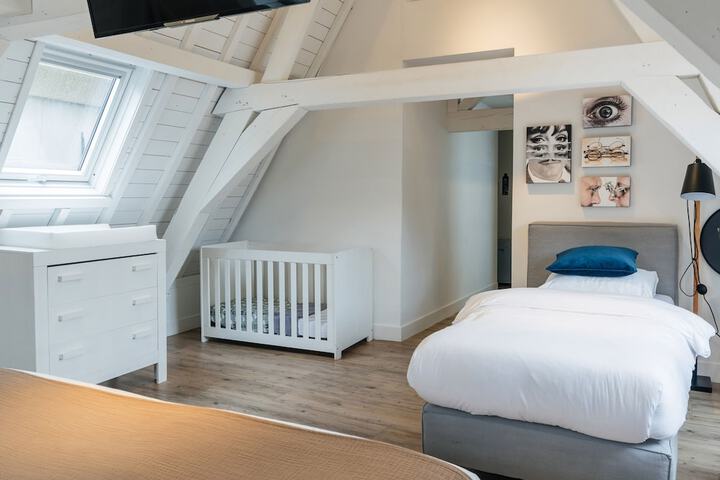 Room 16 of 67