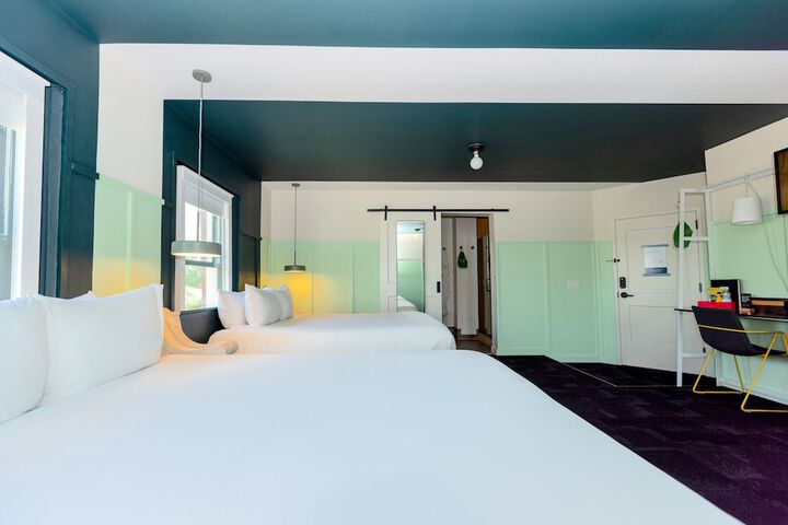 Room 111 of 203