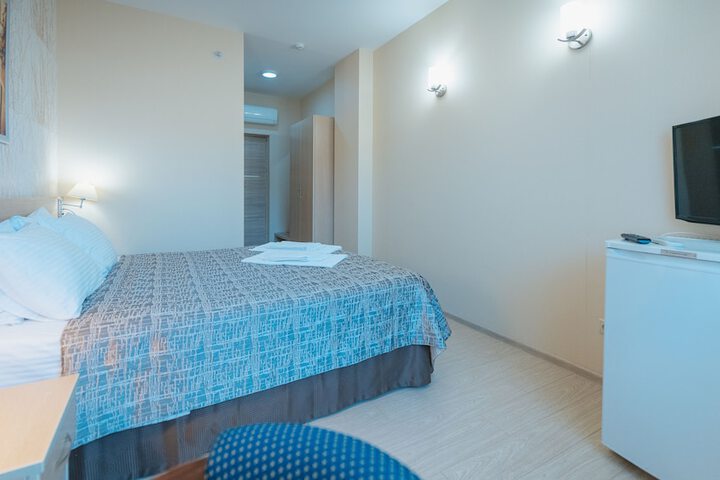Room 28 of 41