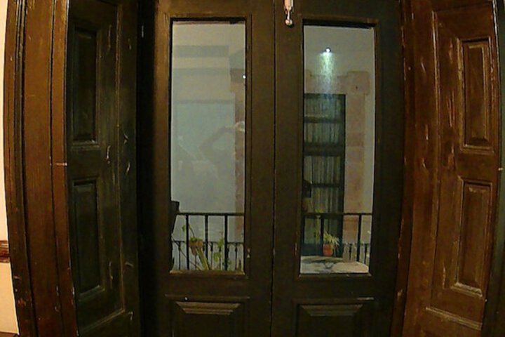 Room 35 of 152