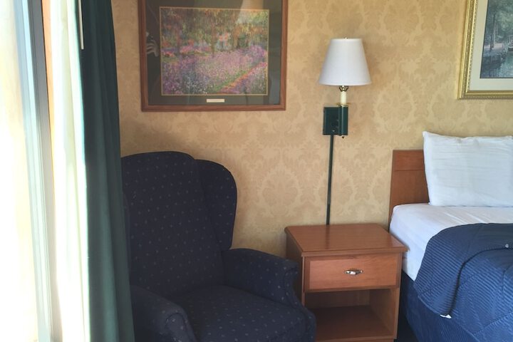 Room 3 of 23