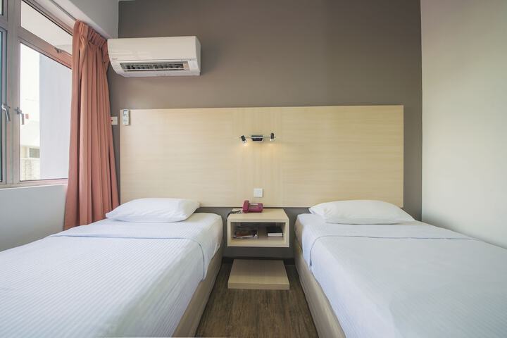 Room 14 of 52